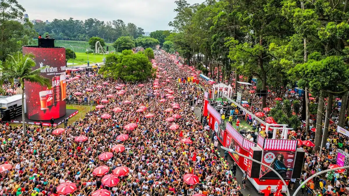 Carnaval deve atrair 4,7 milhões de turistas e injetar R$ 7,3 bilhões em São Paulo 