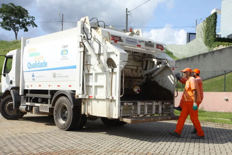 Reajuste no valor da taxa de lixo deve bater 227% em São José
